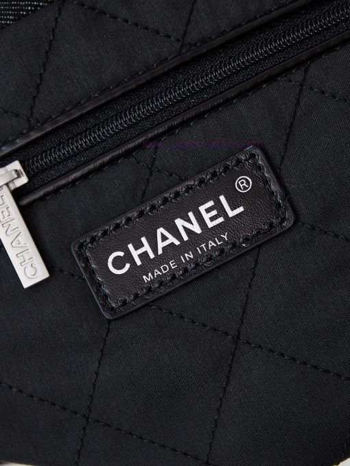 Chanel Bag 24A denim embroidered letters with a vintage feel. The 22 bags of denim have been indya1vk - Image 9