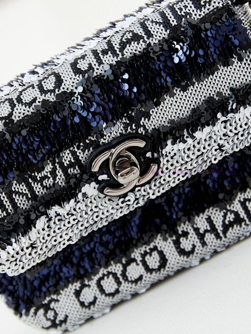 Chanel Bag 24A blue letter glitter cfminiToday, let's have a fragrant spring scentChanel 22s 239x67kh - Image 3
