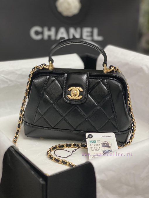 Chanel Bag CHANEL, model As4109, size 9X13 × 4.5cm, large size, AS4549 , Size, 16x23.5x8 cm, jhzw9ugo