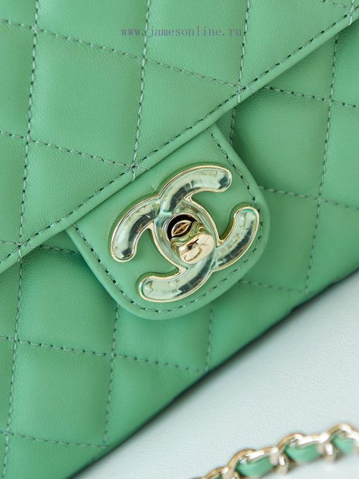 Chanel Bag The 23p enamel button love square fat man is wonderful. This is a soft and delica y4064bfq - Image 3