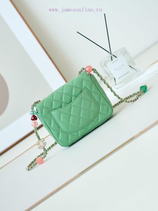 Chanel Bag The 23p enamel button love square fat man is wonderful. This is a soft and delica y4064bfq - Image 5