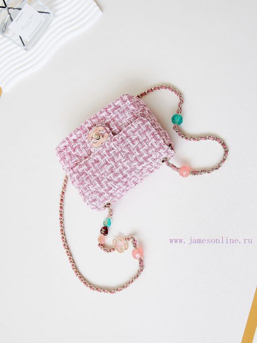 Chanel Bag The 23p enamel button love square fat man is wonderful. This is a soft and delica lqh0ae36 - Image 8