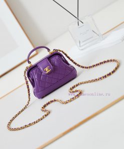 Chanel Bag The 24A Handmade Visit Series Doctor's Bag is a super beautiful physical product oszd6hde