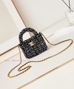 Chanel Bag 23K Kelly Handle Bag MiniFashion is a cycle, and the popular vintage Kelly has be mtihaihr