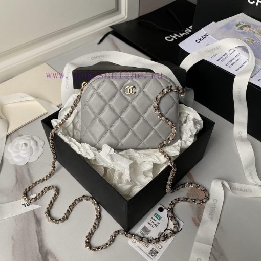 Chanel Bag Sheepskin: Chanel 24s Shell Bag A4000 Small and beautiful shell bag is like a swe n6dkduua