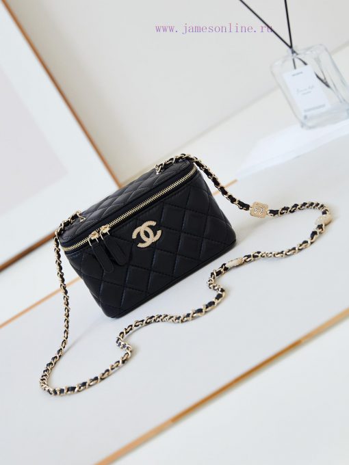 Chanel Bag 24K relief box bag water diamond ️️ Different happy classic styles have been rele us109det
