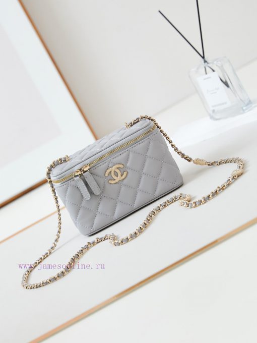 Chanel Bag 24K relief box bag water diamond ️️ Different happy classic styles have been rele 7iisvytg