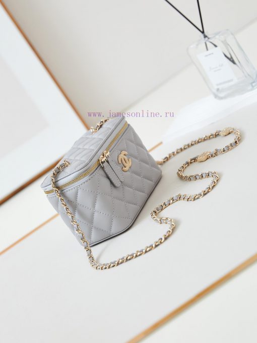 Chanel Bag 24K relief box bag water diamond ️️ Different happy classic styles have been rele 7iisvytg - Image 4