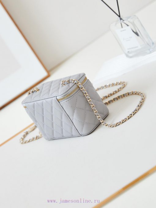 Chanel Bag 24K relief box bag water diamond ️️ Different happy classic styles have been rele 7iisvytg - Image 5