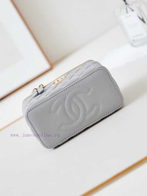 Chanel Bag 24K relief box bag water diamond ️️ Different happy classic styles have been rele 7iisvytg - Image 8