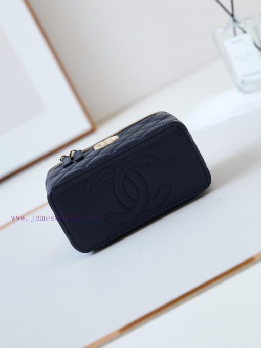 Chanel Bag 24K relief box bag water diamond ️️ Different happy classic styles have been rele eevgyv7j - Image 7