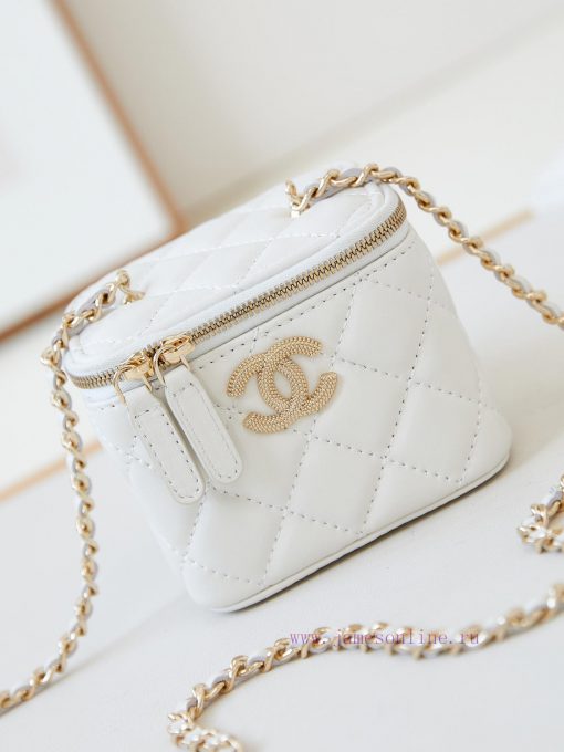 Chanel Bag 24K relief box bag water diamond ️️ Different happy classic styles have been rele vlu1hjg0 - Image 3