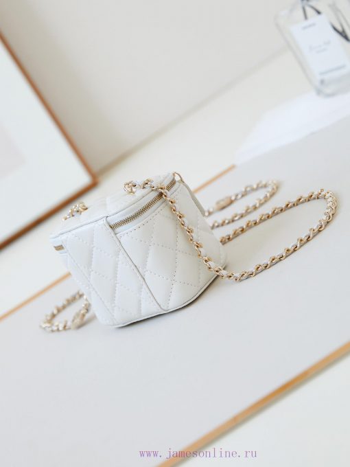 Chanel Bag 24K relief box bag water diamond ️️ Different happy classic styles have been rele vlu1hjg0 - Image 5