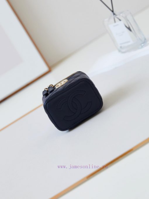 Chanel Bag 24K relief box bag water diamond ️️ Different happy classic styles have been rele ovetgzoo - Image 6