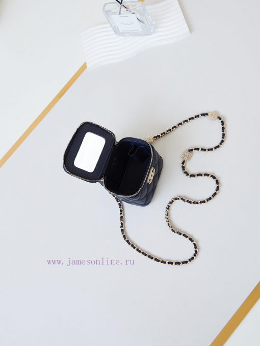 Chanel Bag 24K relief box bag water diamond ️️ Different happy classic styles have been rele ovetgzoo - Image 9