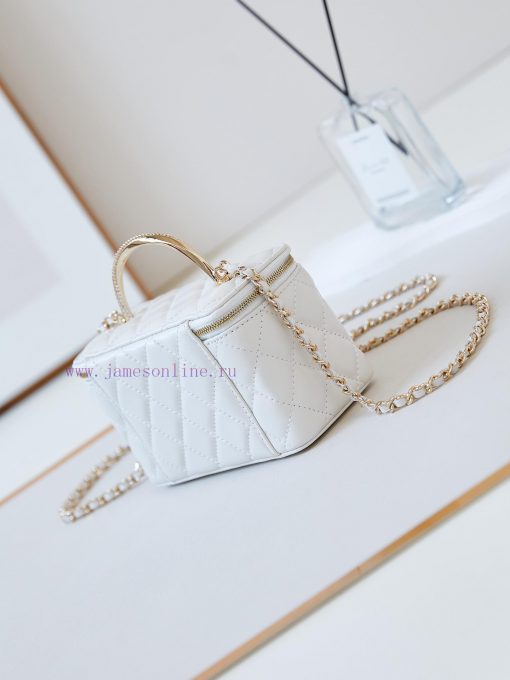 Chanel Bag 24K Limited Edition Diamond Handle Long Box Bag Makeup Slant Cross Bag with Diamo ct4ohgxq - Image 6