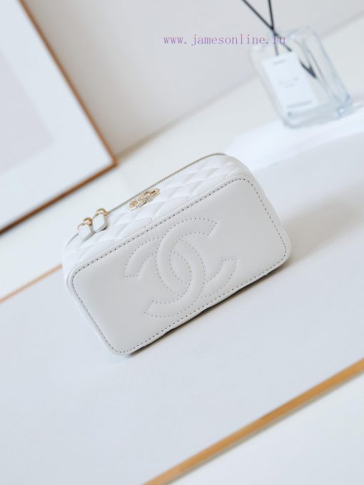 Chanel Bag 24K Limited Edition Diamond Handle Long Box Bag Makeup Slant Cross Bag with Diamo ct4ohgxq - Image 7