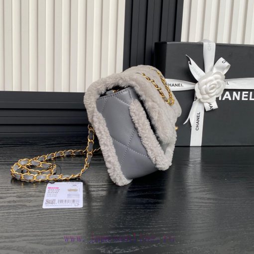 Chanel Bag 24k Teddy Lamb Hair Cute Value Full Score Fury Soft Glutinous Melad Color Bag is ysr5yblj - Image 4