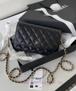 Chanel Bag The 2020 Spring/Summer new version of the a0250 WOC Wealth Bag features a classic 6s7o4tk9