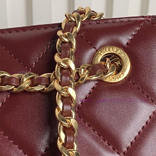 Chanel Bag The Chanel 24K AS5203 autumn/winter collection makes a stunning debut with innova d6qaw7iq - Image 10
