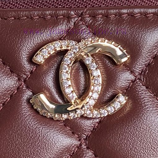 Chanel Bag  Chanel 🧩 The 24k rhinestone handle makeup bag A4317 is really beautiful. I fell j7c54ddf - Image 4