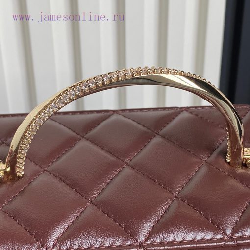 Chanel Bag  Chanel 🧩 The 24k rhinestone handle makeup bag A4317 is really beautiful. I fell j7c54ddf - Image 5
