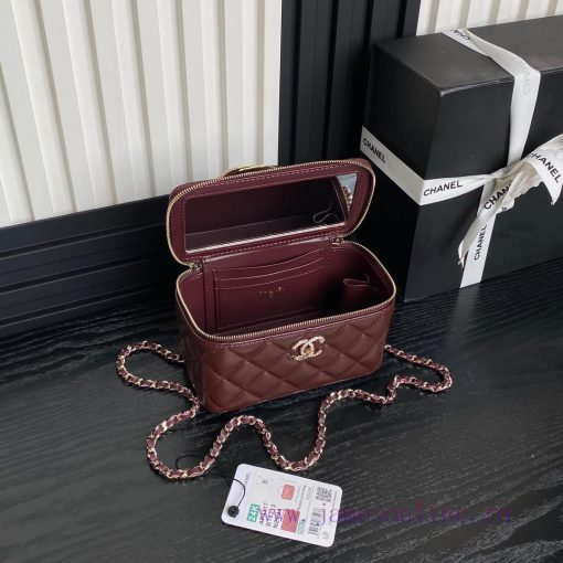 Chanel Bag  Chanel 🧩 The 24k rhinestone handle makeup bag A4317 is really beautiful. I fell j7c54ddf - Image 9