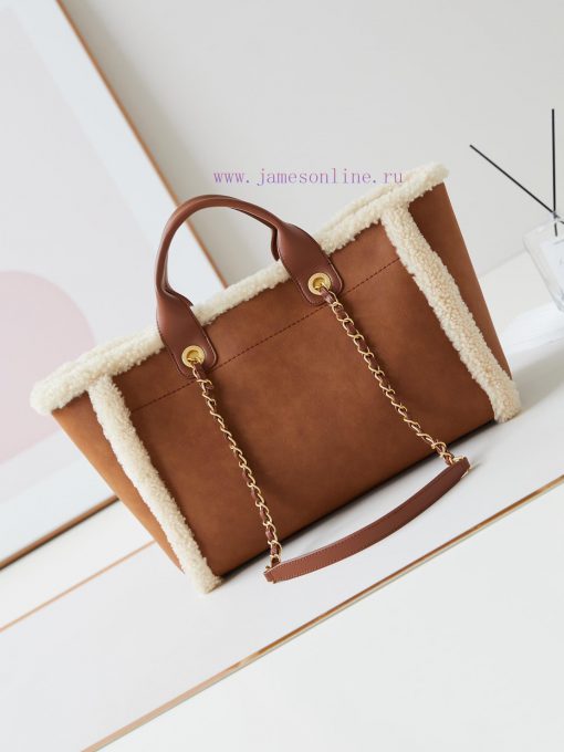 Chanel Bag Chanel 24k Show Brown Hairy Beach Bag ️Deer skin paired with fur 🦌 Teddy bear exc yewa4c45 - Image 6