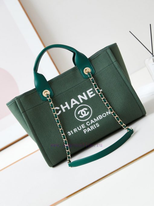 Chanel Bag Beach bag with a size of 24 inches ️ Autumn and winter new color olive green 🫒 32 dpscg5ac