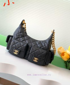 Chanel Bag The 25C popular black polished sheepskin bag is surprisingly lightweight and beau nbbw7udy
