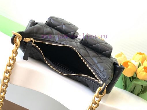 Chanel Bag The 25C popular black polished sheepskin bag is surprisingly lightweight and beau nbbw7udy - Image 9