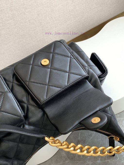 Chanel Bag The 25C popular black polished sheepskin bag is surprisingly lightweight and beau mtspe1hz - Image 7