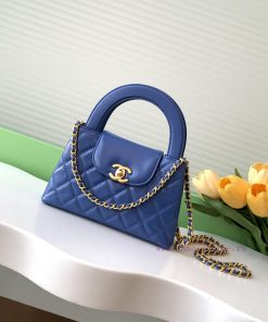 Chanel Bag 25C Kelly Handle PackFashion is a cycle, and the popular vintage Kelly has been r lj7s1opw