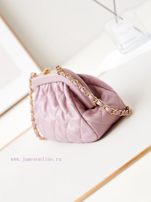 Chanel Bag This popular cloud bag is the 24A cloud bag. The king of the pack actually carrie o3dgv75l - Image 5