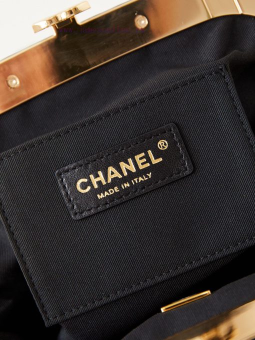 Chanel Bag This popular cloud bag is the 24A cloud bag. The king of the pack actually carrie 3xfrwvw1 - Image 9