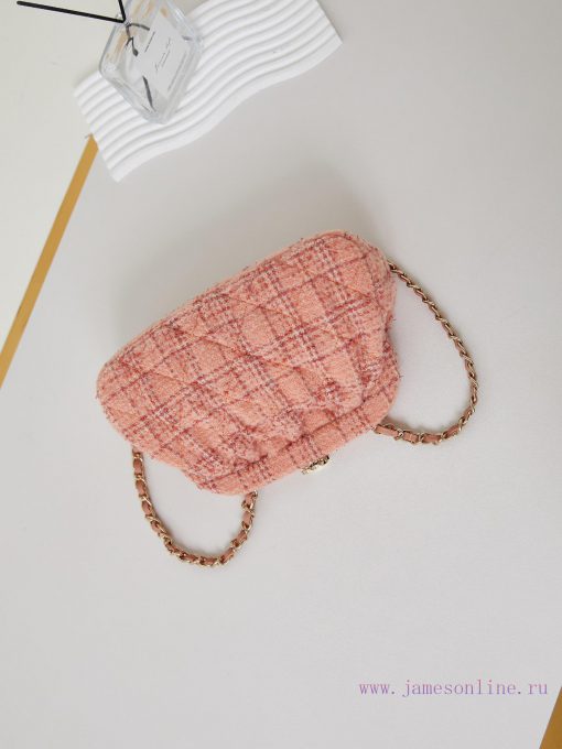 Chanel Bag This popular cloud bag is the 24A cloud bag. The king of the pack actually carrie g542958c - Image 8