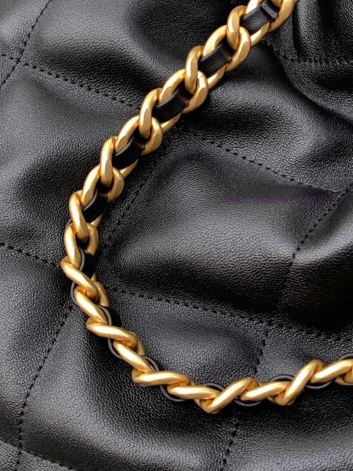 Chanel Bag 25C tote bag with black gold and diamond patterned logo, vintage gold chain and v 7kfte85l - Image 8