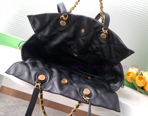 Chanel Bag 25C tote bag with black gold and diamond patterned logo, vintage gold chain and v 7kfte85l - Image 9