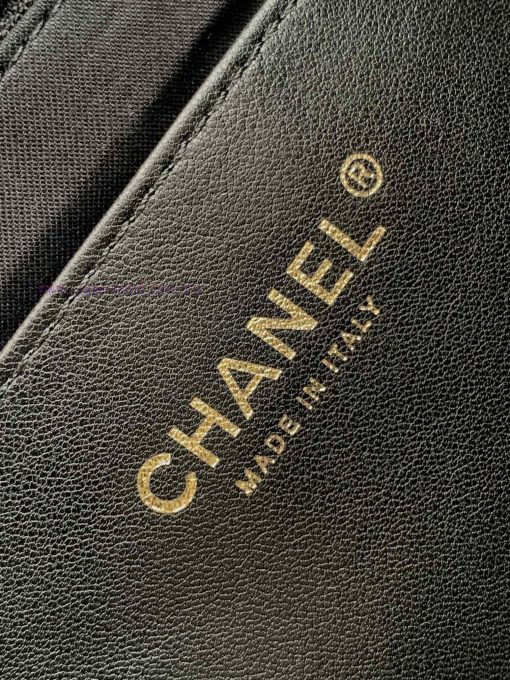 Chanel Bag 25C tote bag with black gold and diamond patterned logo, vintage gold chain and v 7kfte85l - Image 10
