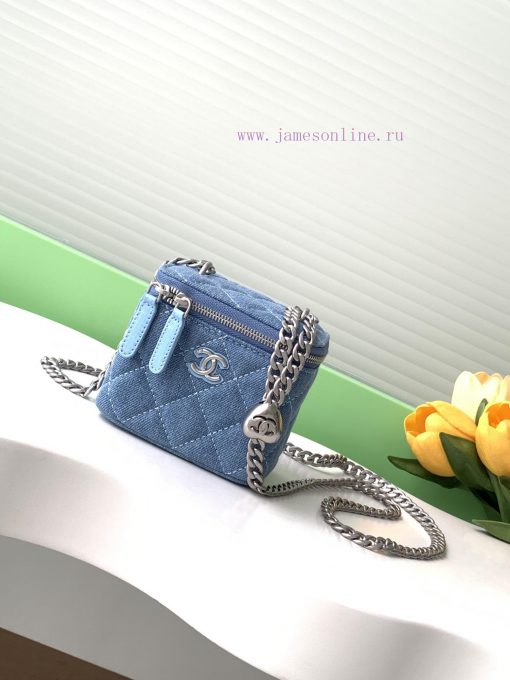 Chanel Bag 24k box bag denim fabric with the most beautiful heart adjustable buckle and adju azsmj9gr - Image 2