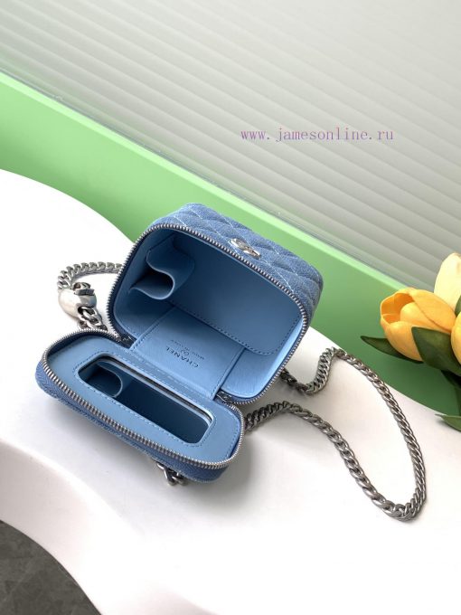 Chanel Bag 24k box bag denim fabric with the most beautiful heart adjustable buckle and adju azsmj9gr - Image 9