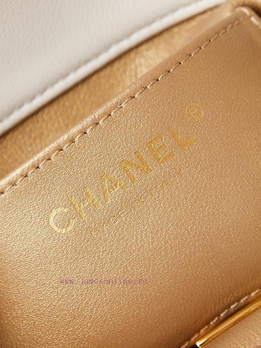 Chanel Bag The 24S pearl rice dumpling xiang grandma's classic bag type came back as the ret uzdkafdo - Image 9