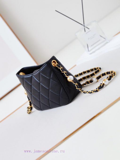 Chanel Bag There is something about 24B pearl. sisters have avoided autumn and winter, but a r42b5lyz - Image 5