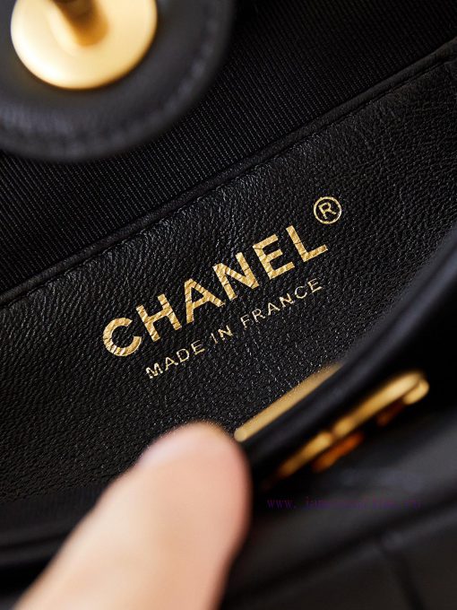 Chanel Bag There is something about 24B pearl. sisters have avoided autumn and winter, but a r42b5lyz - Image 9