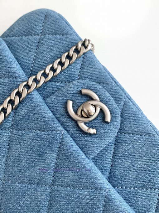 Chanel Bag 25c denim heart-shaped chain bag, this new season has a new heart-shaped style, c dc4ujxjq - Image 6