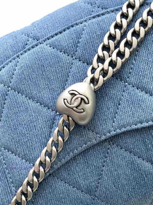 Chanel Bag 25c denim heart-shaped chain bag, this new season has a new heart-shaped style, c dc4ujxjq - Image 7