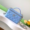 Chanel Bag 25C mouth red envelope exquisite and compact chain hand-held bag, made of granula 71a717n8