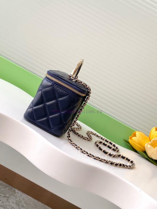 Chanel Bag 24K Limited Edition Diamond Handle Long Box Bag Makeup Slant Cross Bag with Diamo 7qznrvws - Image 3