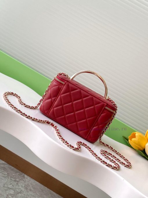 Chanel Bag 24K Limited Edition Diamond Handle Long Box Bag Makeup Slant Cross Bag with Diamo yp0qjiub - Image 4