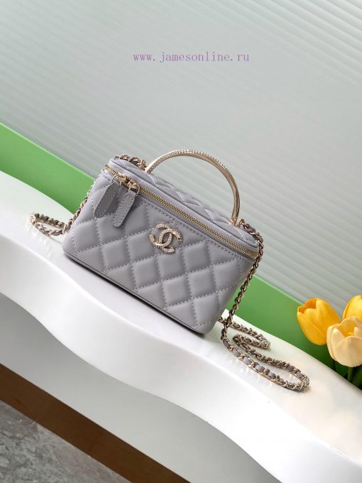 Chanel Bag 24K Limited Edition Diamond Handle Long Box Bag Makeup Slant Cross Bag with Diamo mt64mi0e